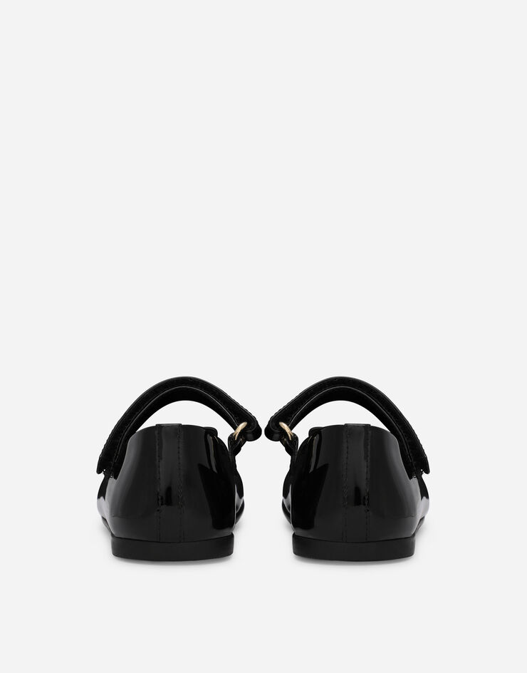 Dolce & Gabbana バレエフラット エナメル DGメタルロゴ ブラック D20081A1328