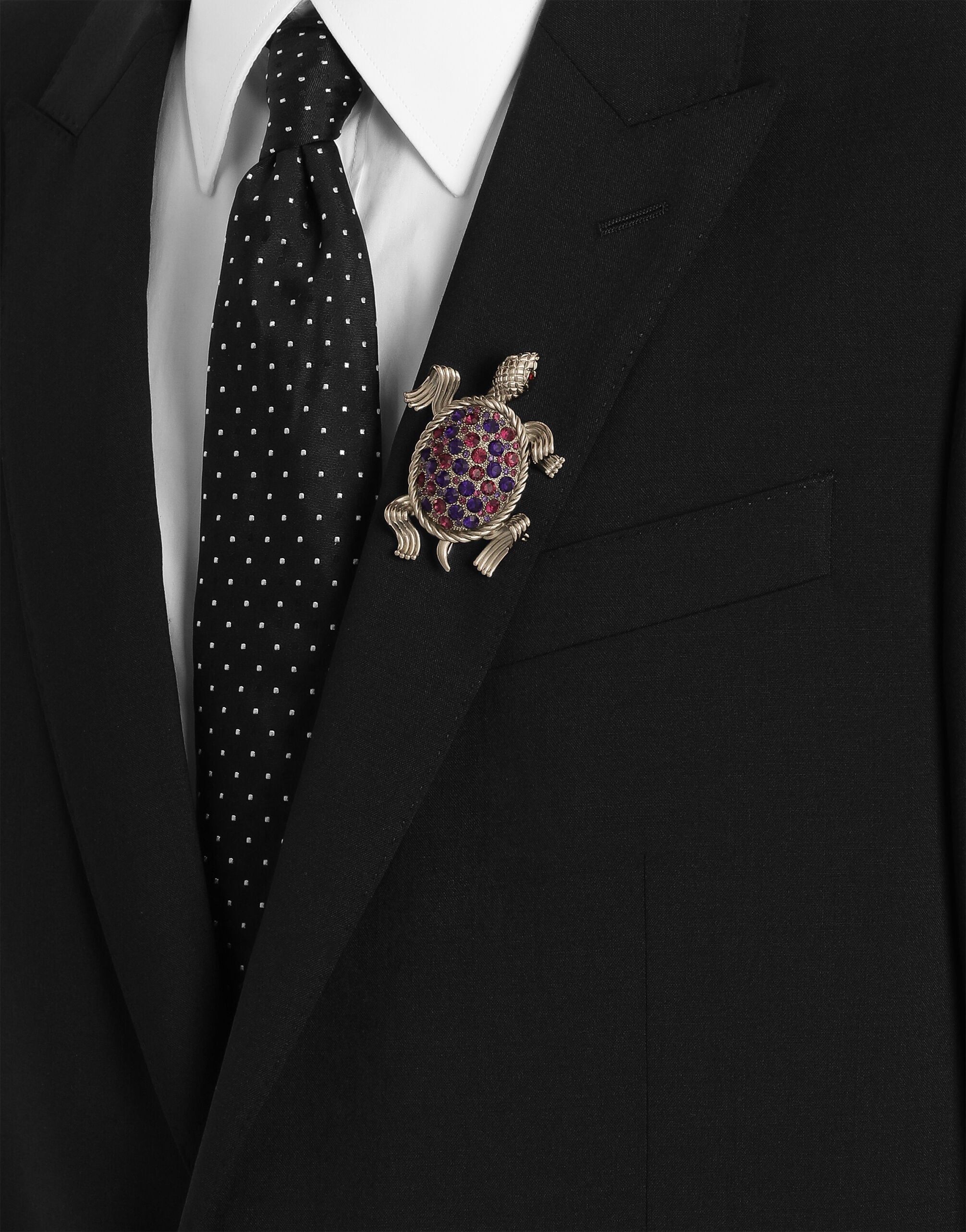 【DOLCE & GABBANA】 ブローチ Sartoria turtle-shaped brooch in Silver for Men | Dolce&Gabbana® US