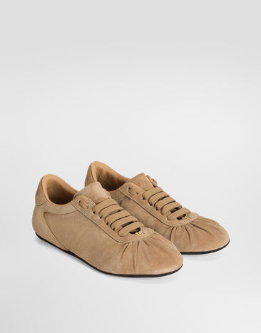 Dolce & Gabbana 크로스타 가죽으로 완성한 스니커즈 소프트 발레 Beige CK2485A0581