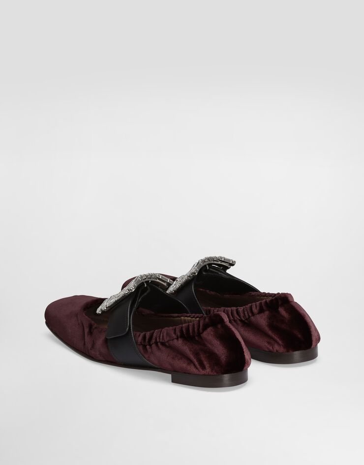 Dolce & Gabbana حذاء باليرينا مخمل بإبزيم مرصع نبيذي CB0249A6504