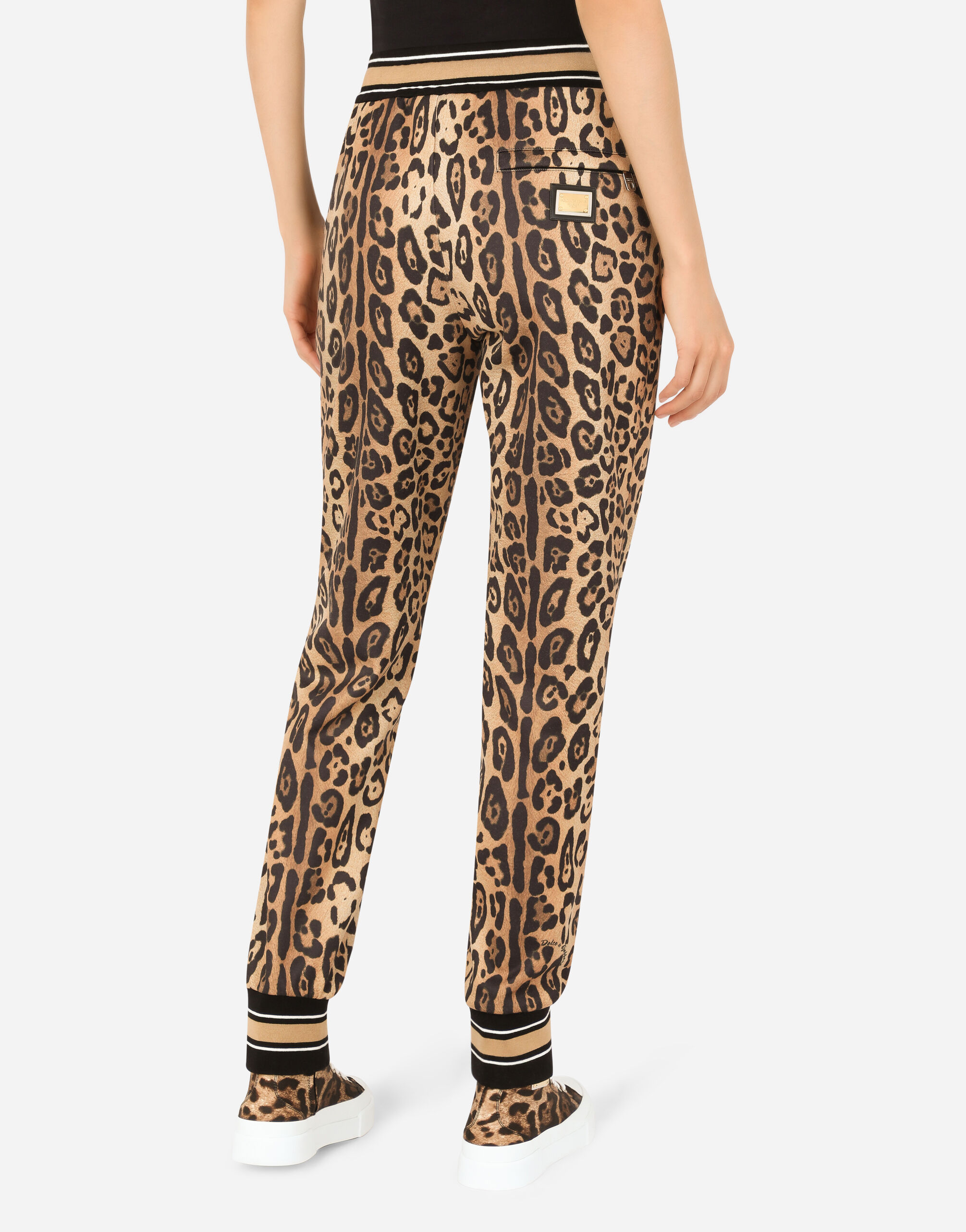 Dolce and sales gabbana leopard pajamas