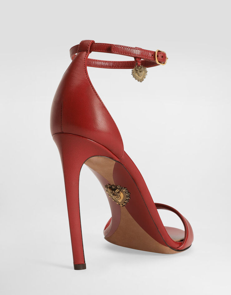 111 Dolce & Gabbana   