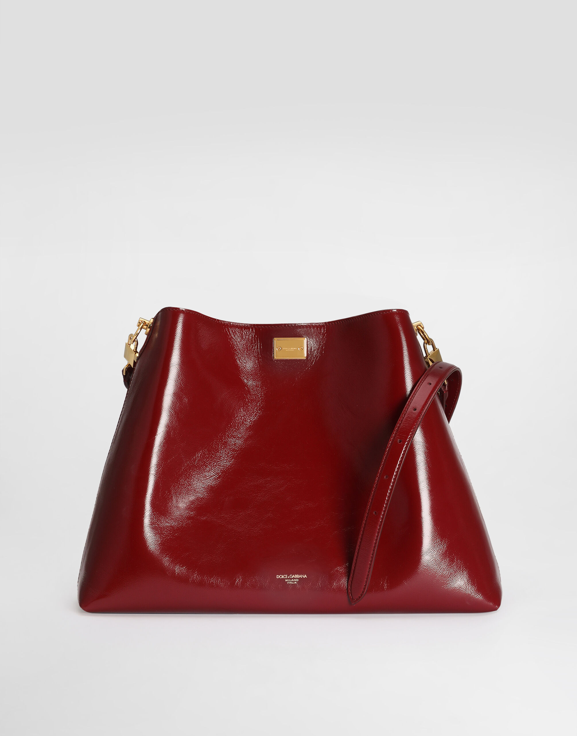 Large Vittoria calfskin shoulder bag in Red for Women