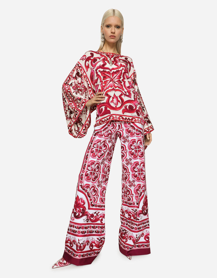 Dolce&Gabbana Bluse aus Charmeuse Majolika-Print Mehrfarbig F7U77THPABQ