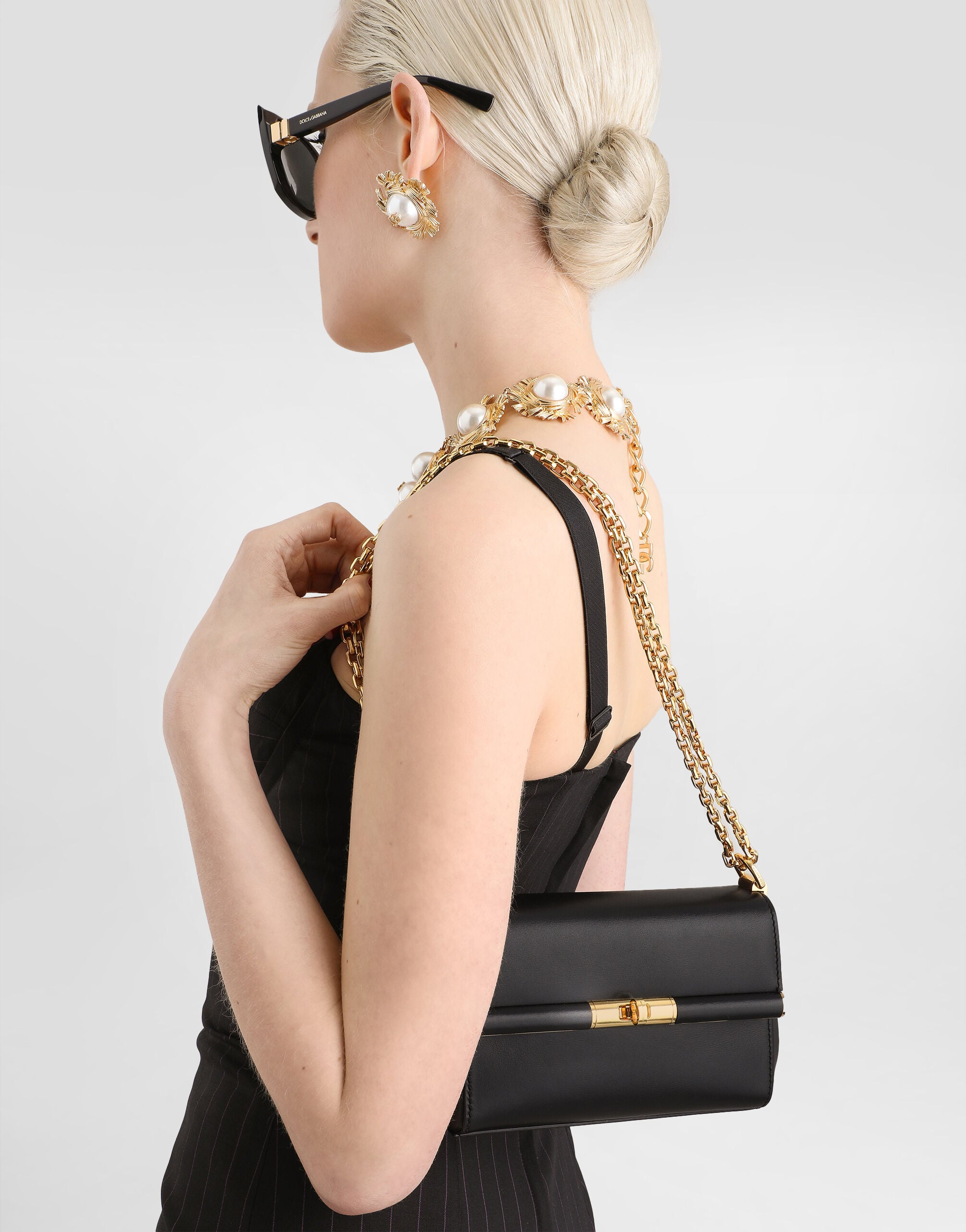 みるるん DOLCE&amp;GABBANA ミニ ショルダーバッグ 希少 DOLCE&GABBANA ドルガバ DG レザー ショルダー ミニバッグ (Dolce