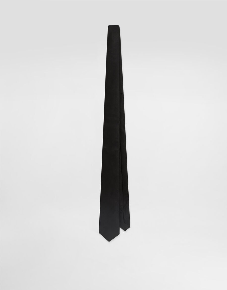 Satin tie