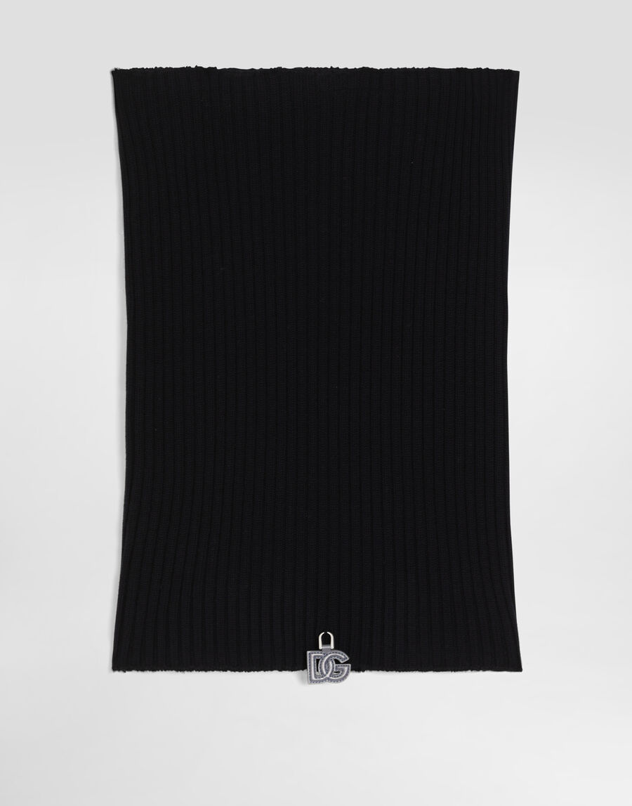 Rib-knit neck warmer