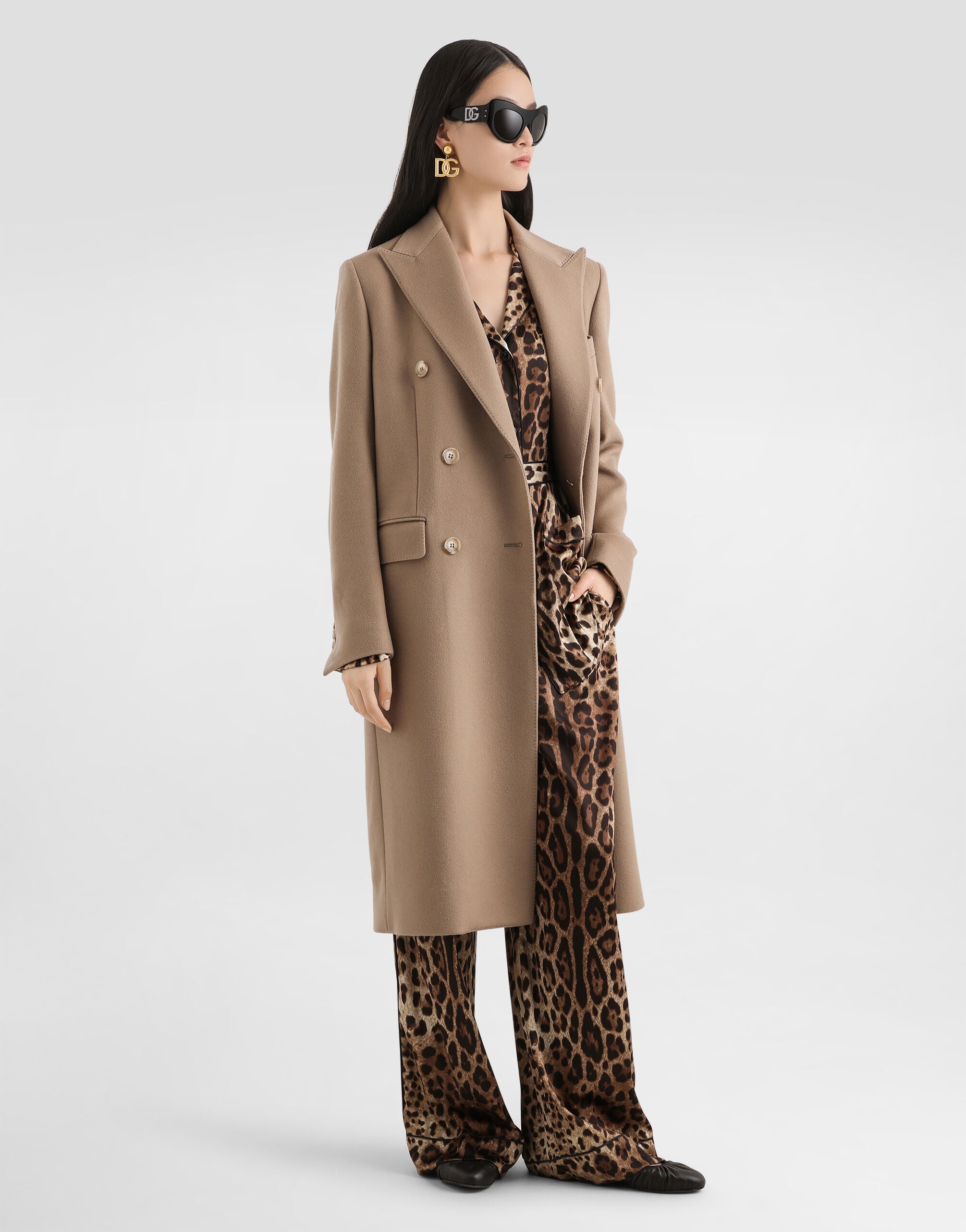 美品【Dolce&Gabbana】カシミア混/Pコート/ダブルブレスト/48 ベージュのウィメンズ カシミア ダブルブレスト コート | Dolce&Gabbana®