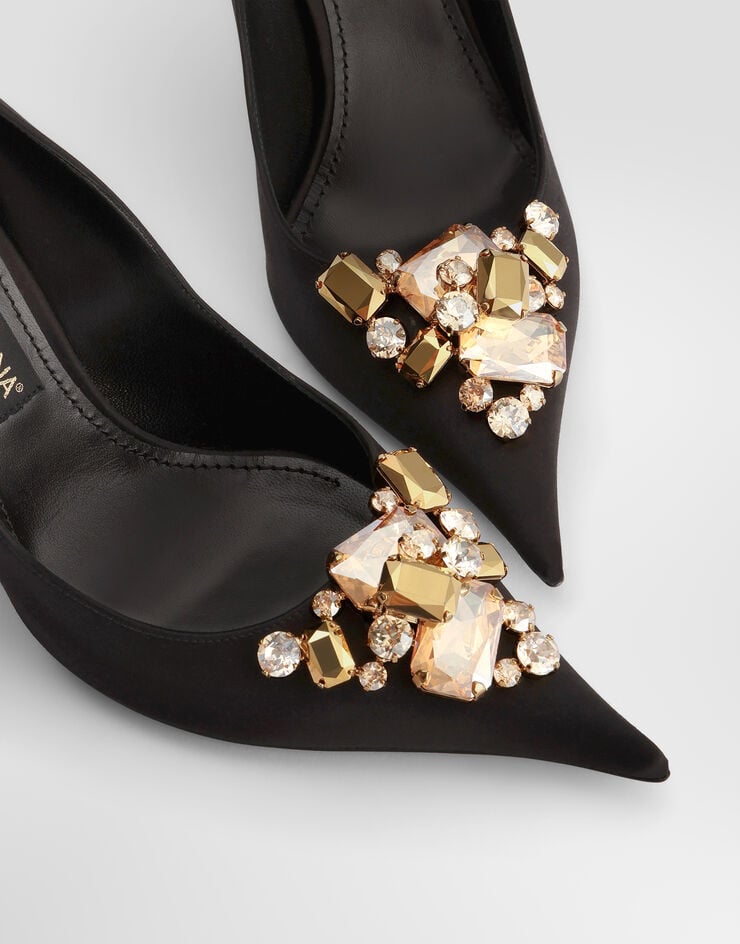Dolce & Gabbana Satin pumps Black CD2012A7630