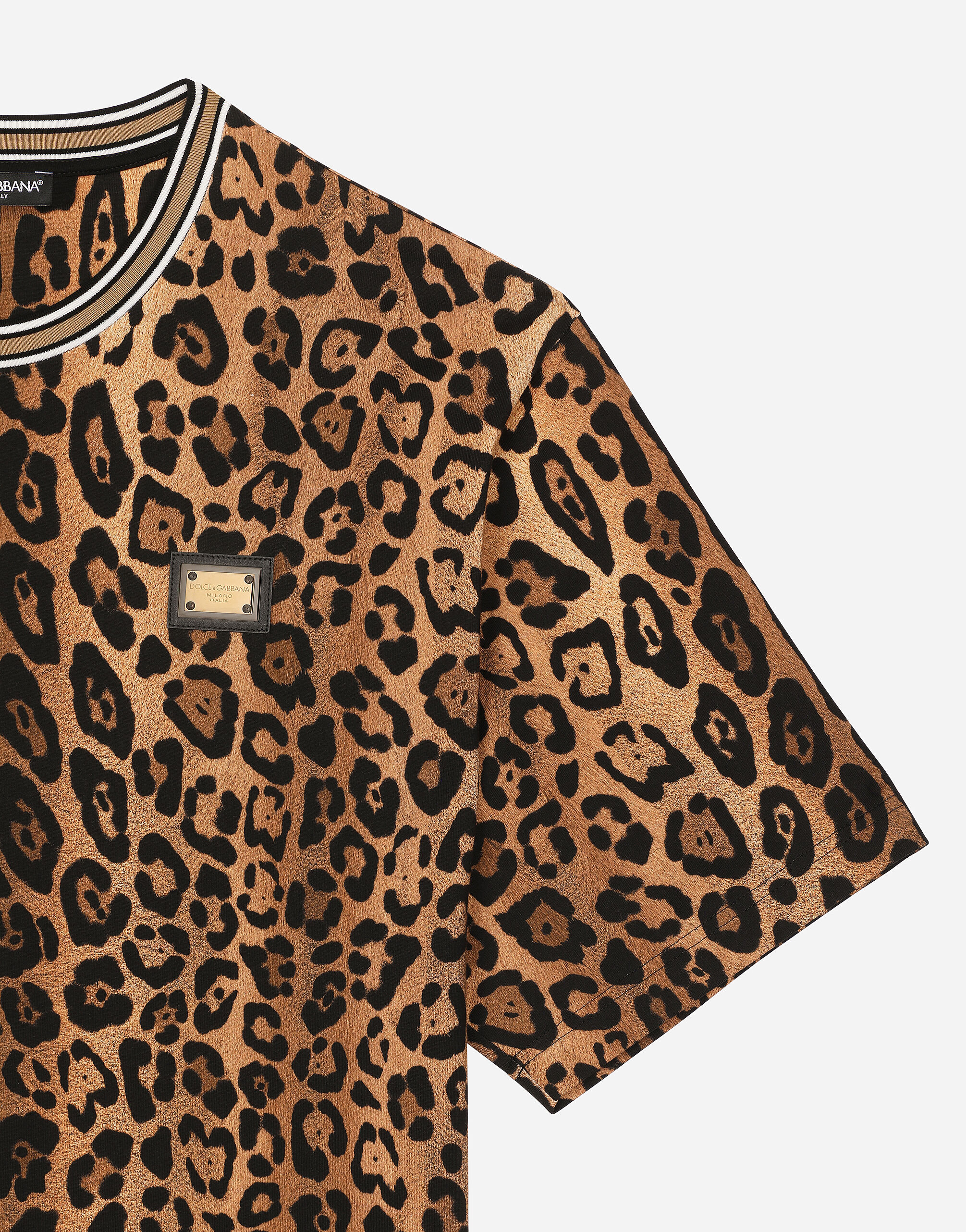 Round neck T shirt with leopard print Crespo and tag in Print for Men Dolce Gabbana