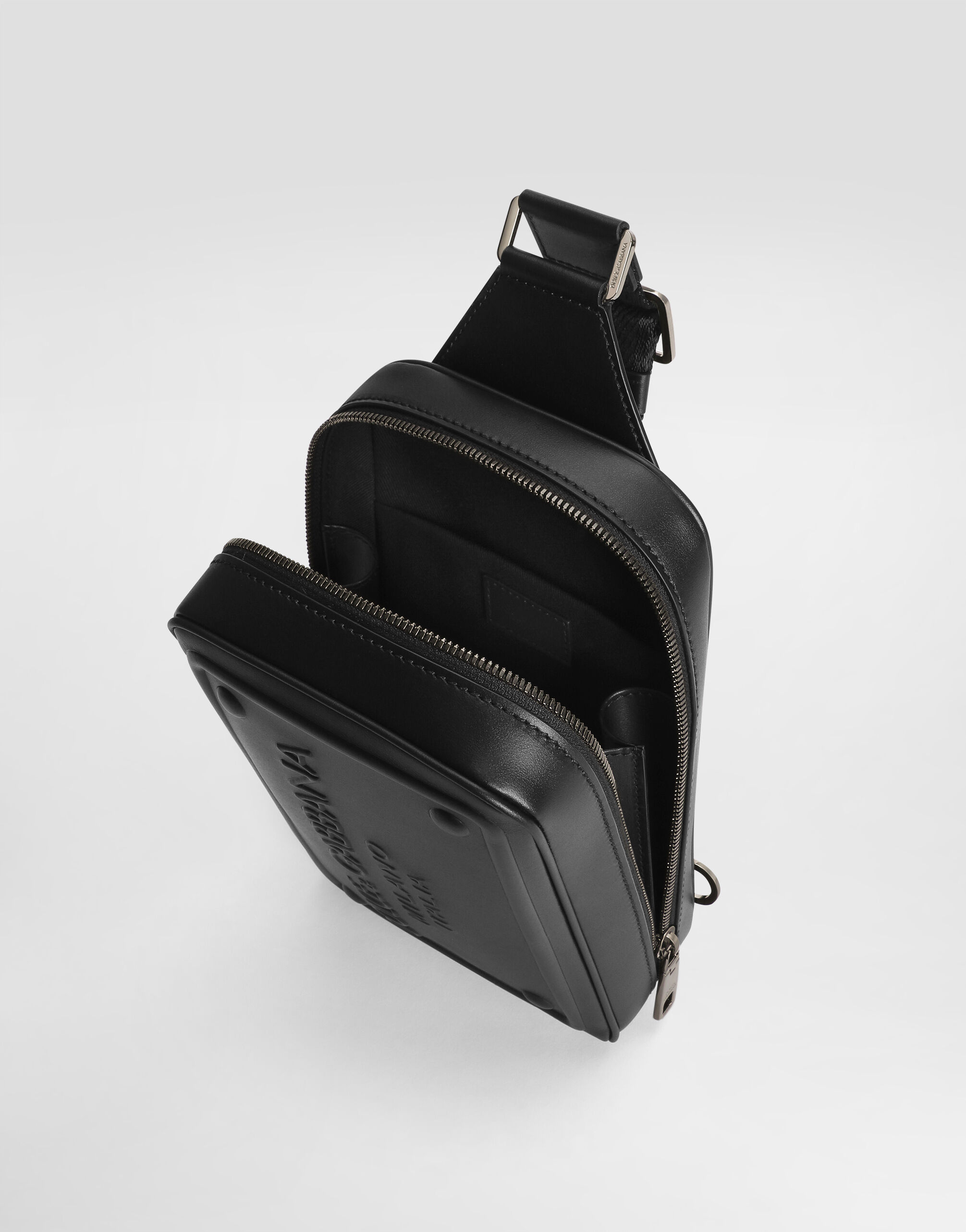 沸騰ブラドン Calfskin Men for Black in logo raised with bag belt バッグ