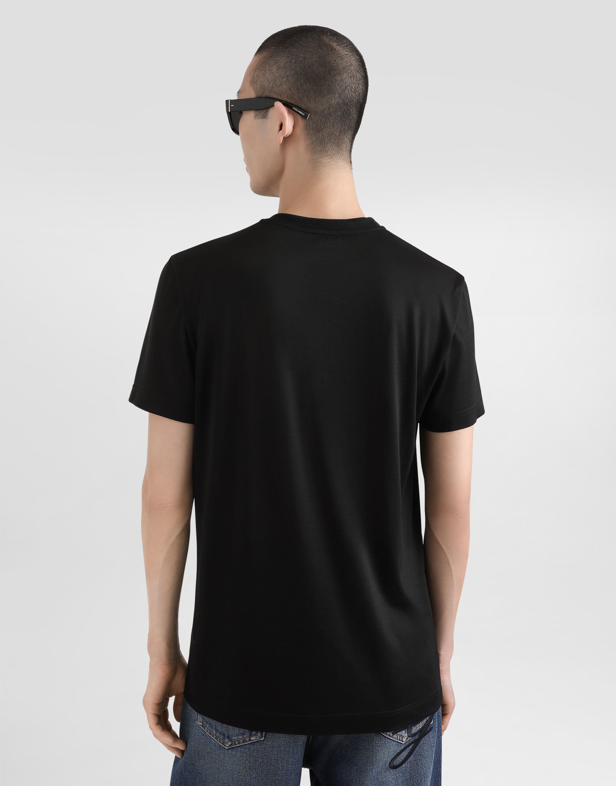 Dolce & Gabbana BLACK SILK T-SHIRT シルク Tシャツ シンプル Dolce & Gabbana Black T-shirts for Men | Editorialist