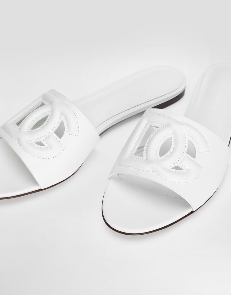 Dolce & Gabbana Calfskin slides with DG logo White CQ0436AY329