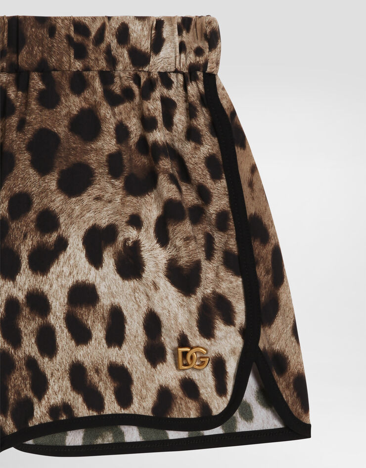 Dolce & Gabbana Leopard-print shorts Print L5J845ONO11