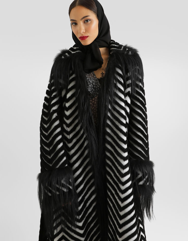 Dolce & Gabbana Mantel aus Shearling Dolce & Gabbana Mantel aus Shearling Mehrfarbig F0X0WFGDD7Q