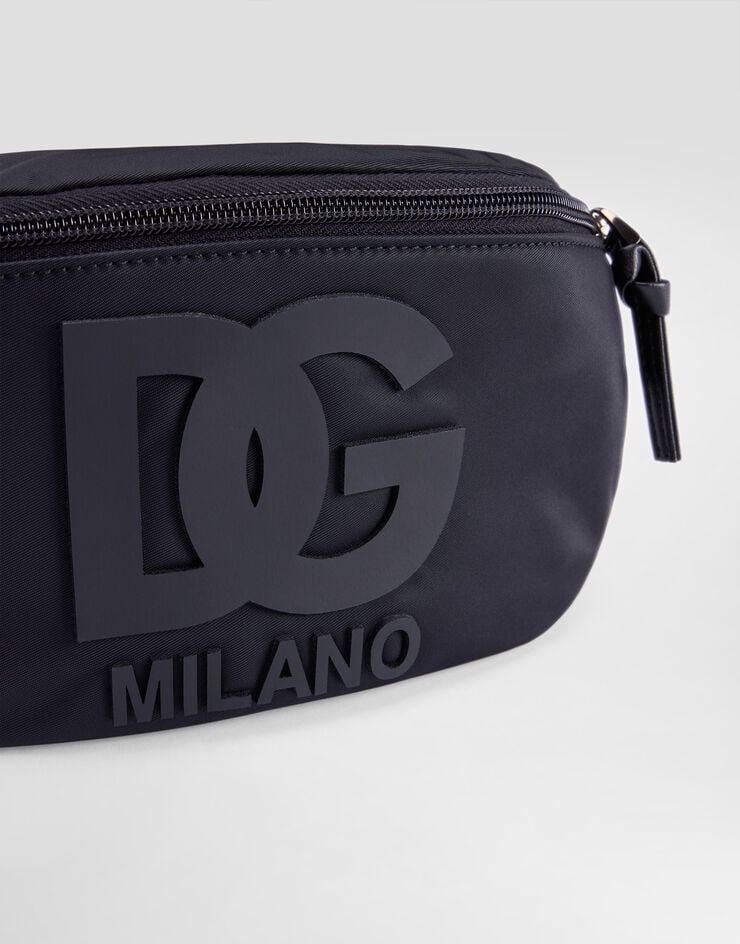 Dolce & Gabbana حقيبة خصر من نايلون بشعار أزرق EM0072A0567