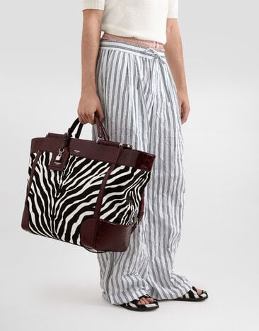 Dolce & Gabbana Handtasche Sicily aus Ponyfell und Alligatorleder in Hochglanz-Optik Multicolor BM2478B2X30
