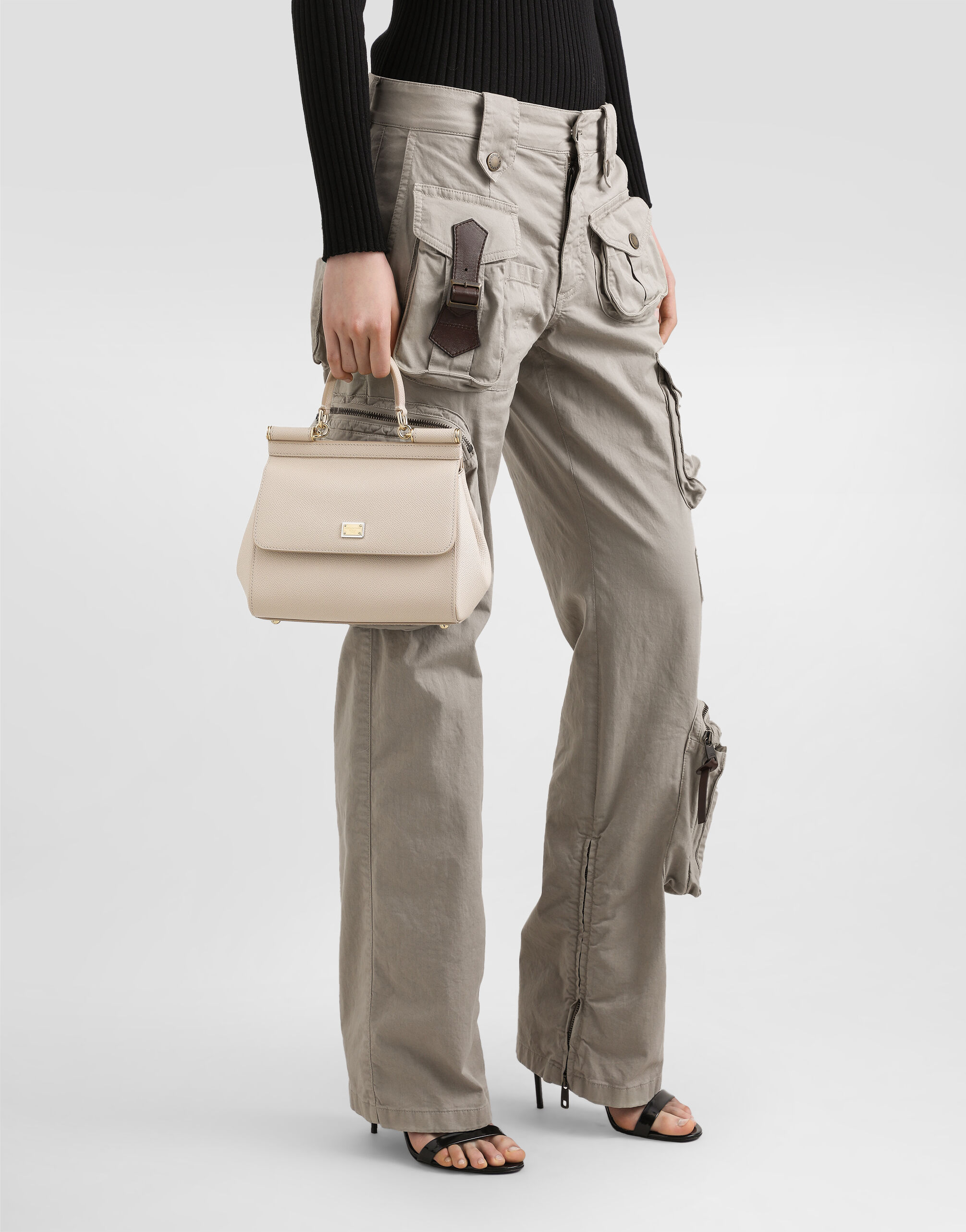 【関税＆送料込み】Dolce & Gabbana 'Sicily' Medium Handbag 0460097361079?wid=600&hei=800&