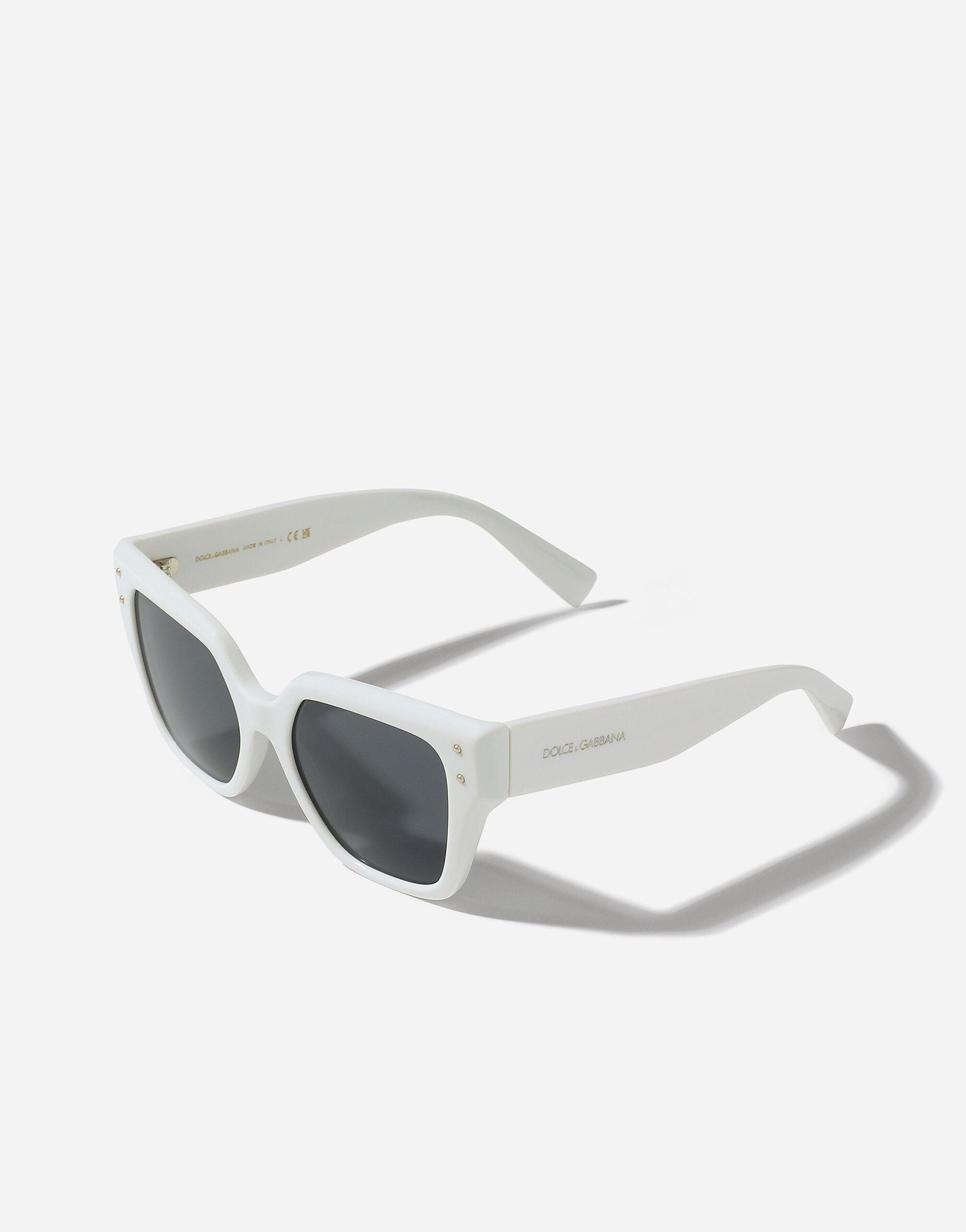 ホワイトのウィメンズ 「DGシャープド」 サングラス