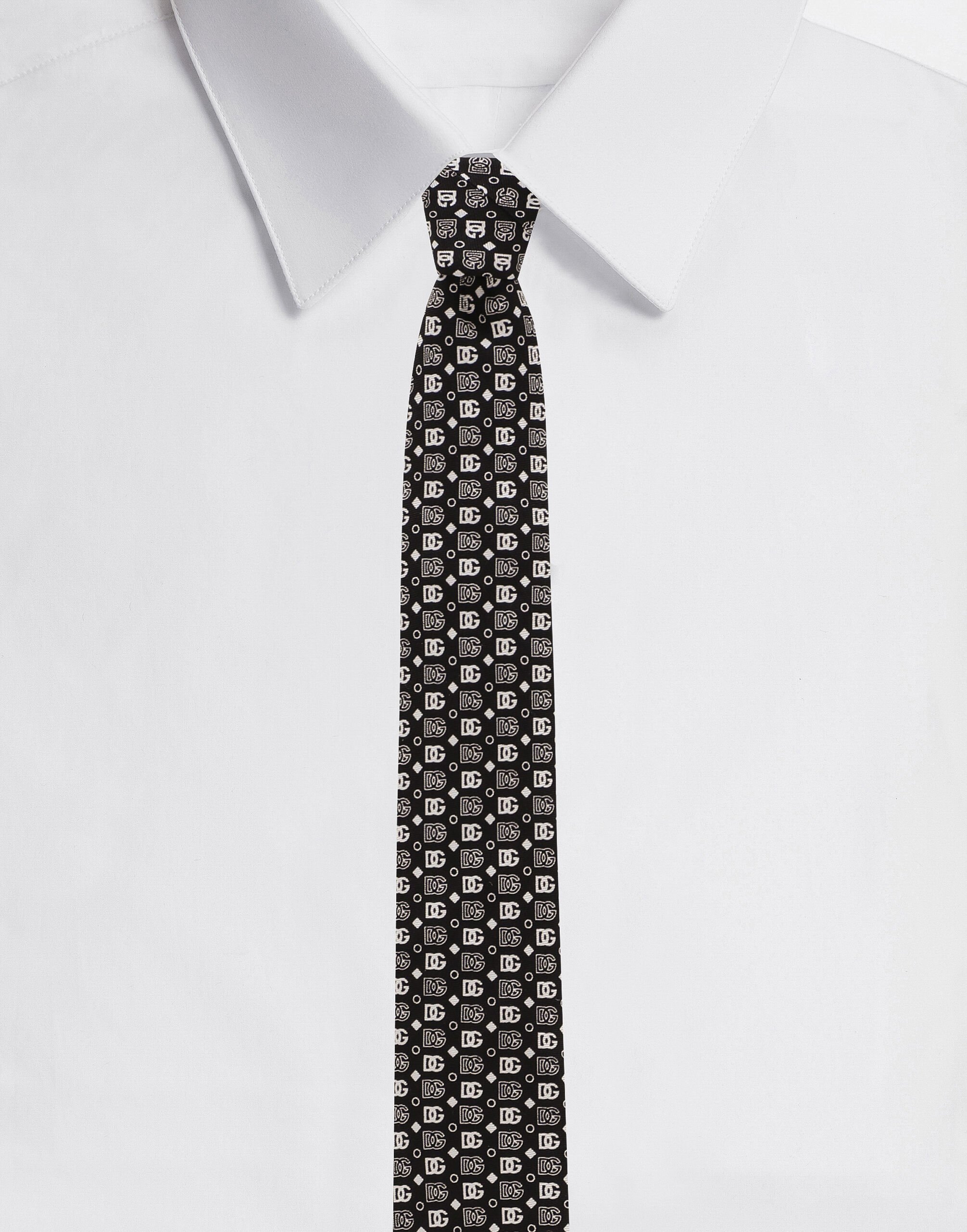 DOLCE&GABBANA ネクタイ ブラック DGロゴ 総柄 Dolce&Gabbana ドルチェ＆ガッバーナ ネクタイ DGロゴ総柄 バイ