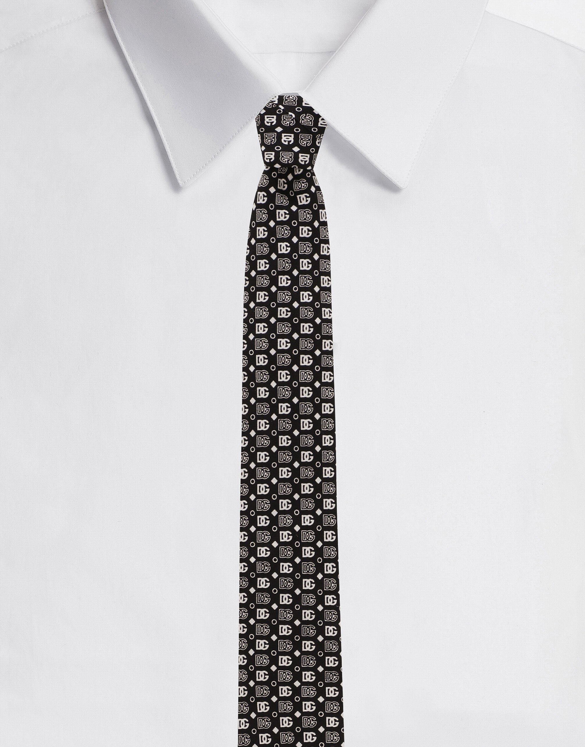 Dolce & Gabbana Silk tie with DG logo White GT147EG0UBU