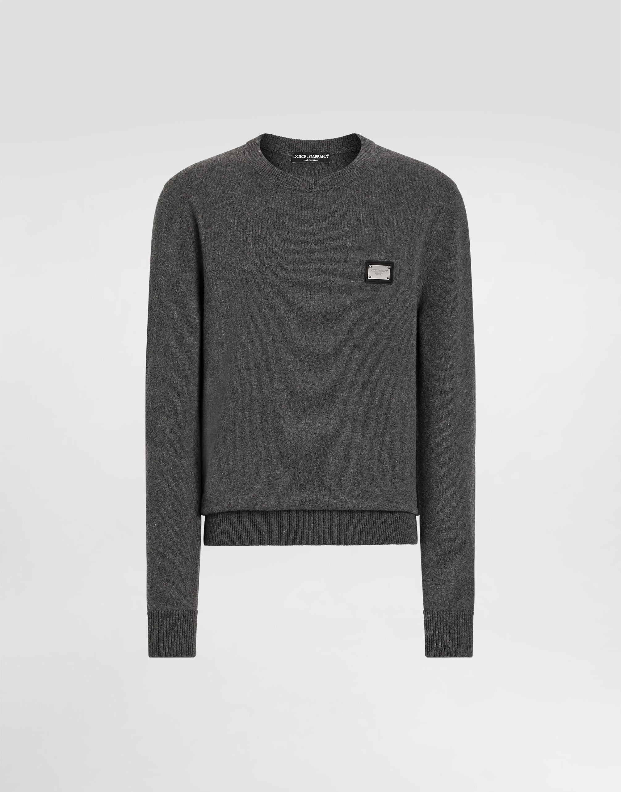 Wool round-neck sweater with branded tag in Grey for Men