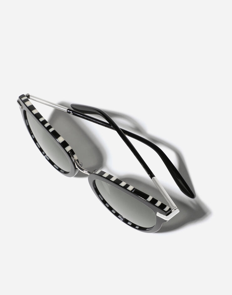 Dolce & Gabbana DNA Sunglasses Black on zebra print VG4492VP28G