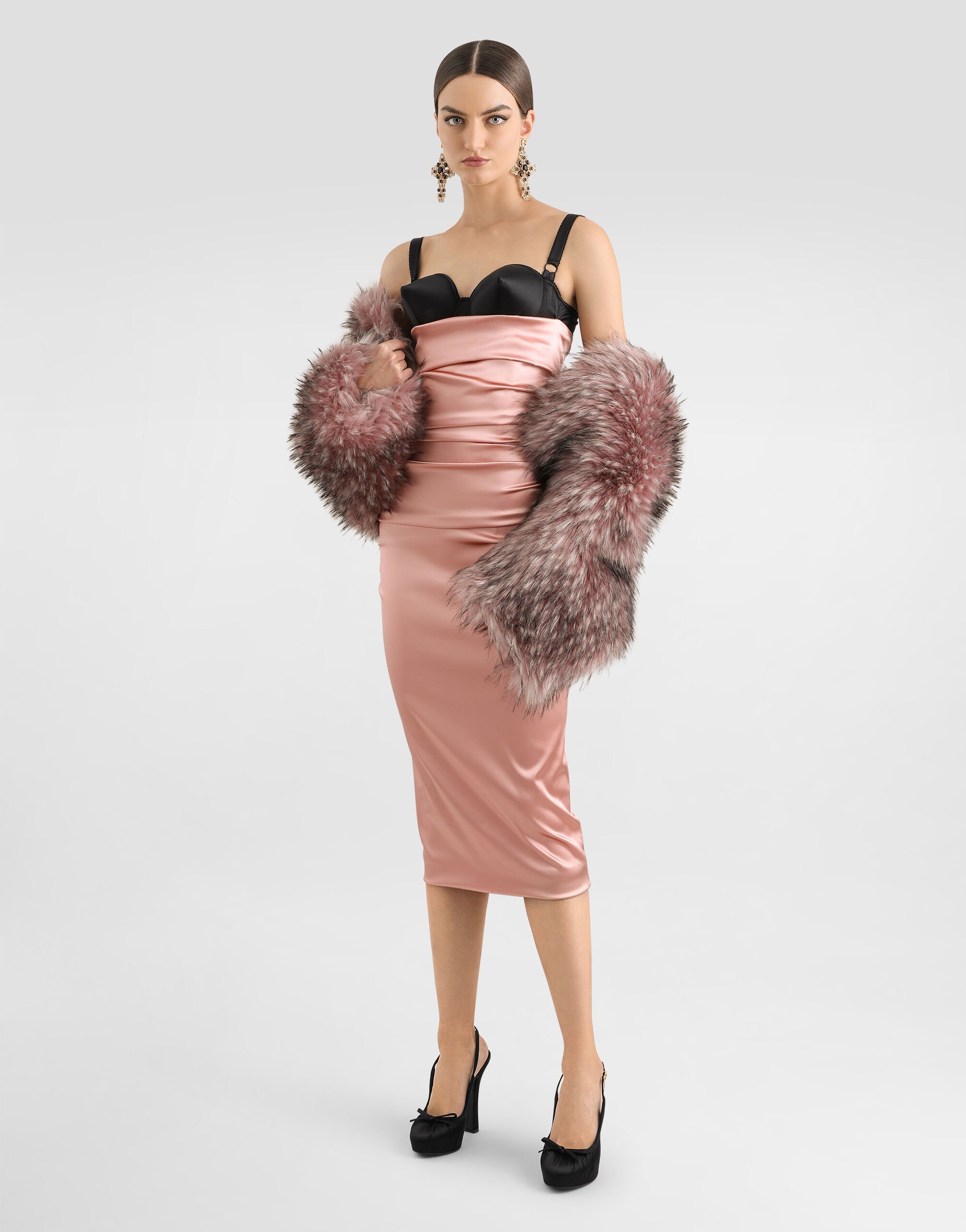 Dolce & Gabbana バロック風チュニック 50 Short faux fur jacket in Pink for Women | Dolce&Gabbana® US
