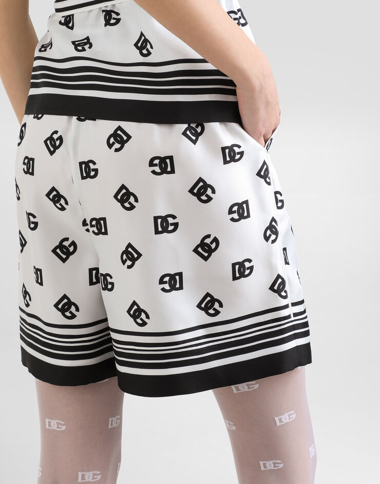 Dolce & Gabbana DG logo all-over print silk shorts Print FTAM7THI1Z6