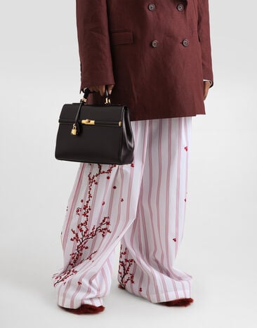 Dolce & Gabbana Handtasche Marlene aus palmelliertem Kalbsleder Bordeaux BB7932A3G19