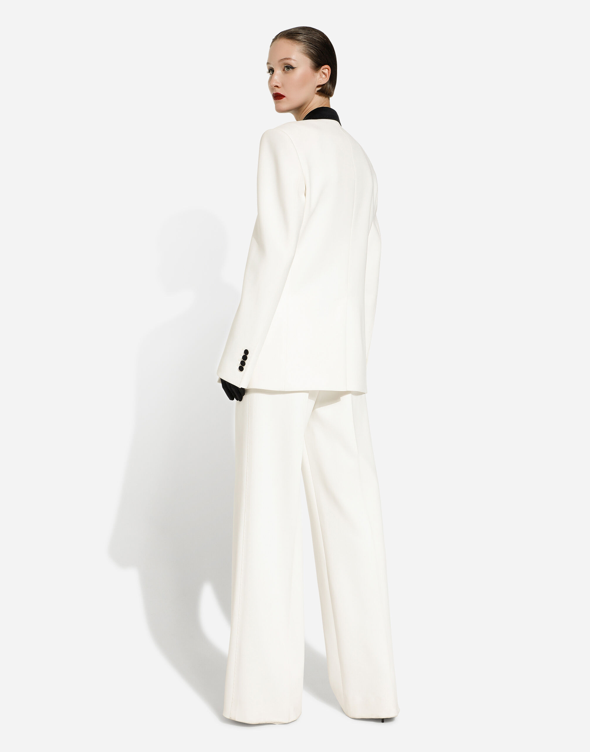Pantaloni flare significato hot sale