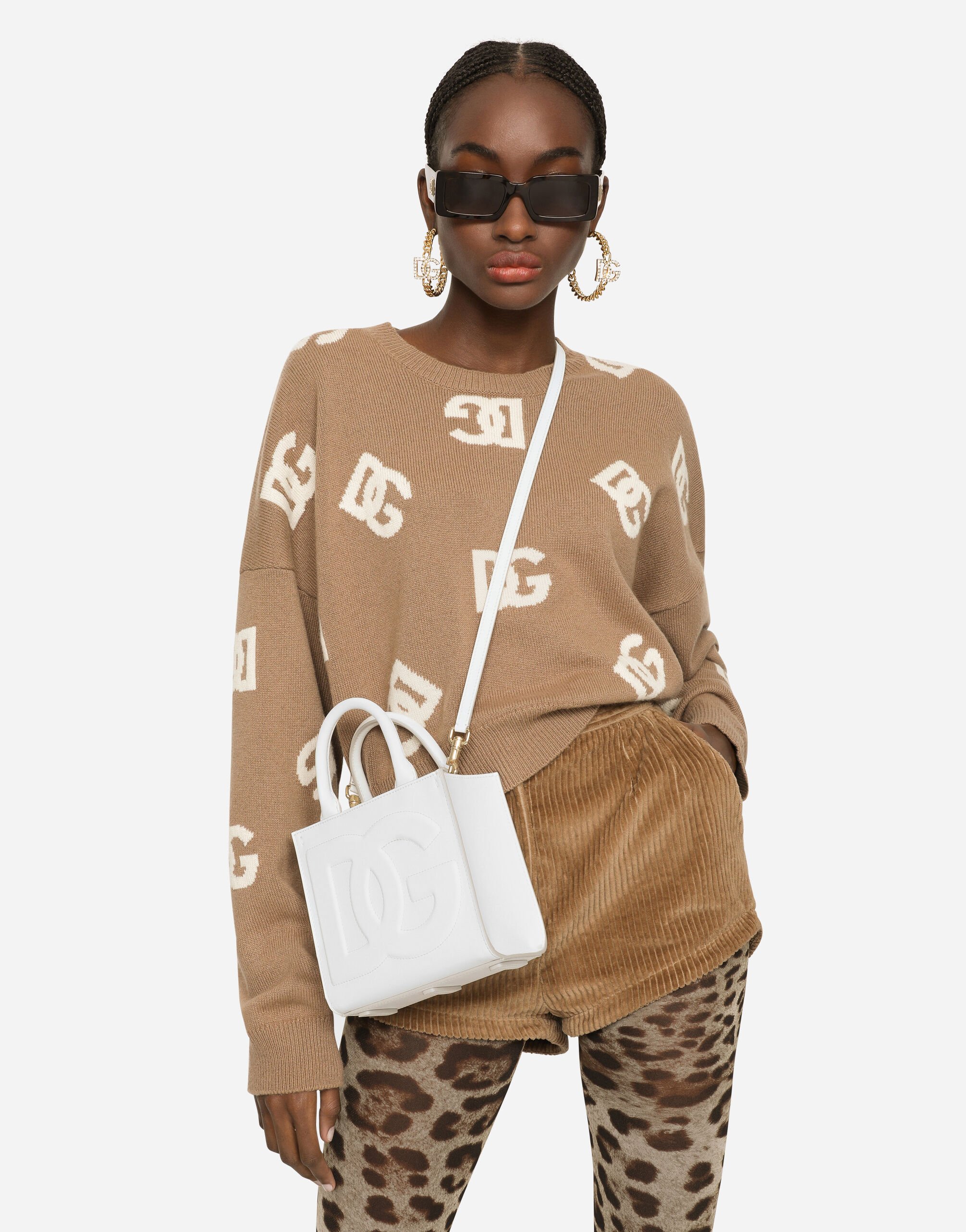 Light blue dolce and gabbana shoppers on sale