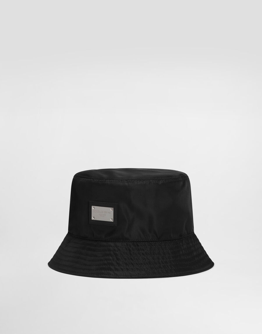 Nylon bucket hat with branded plate