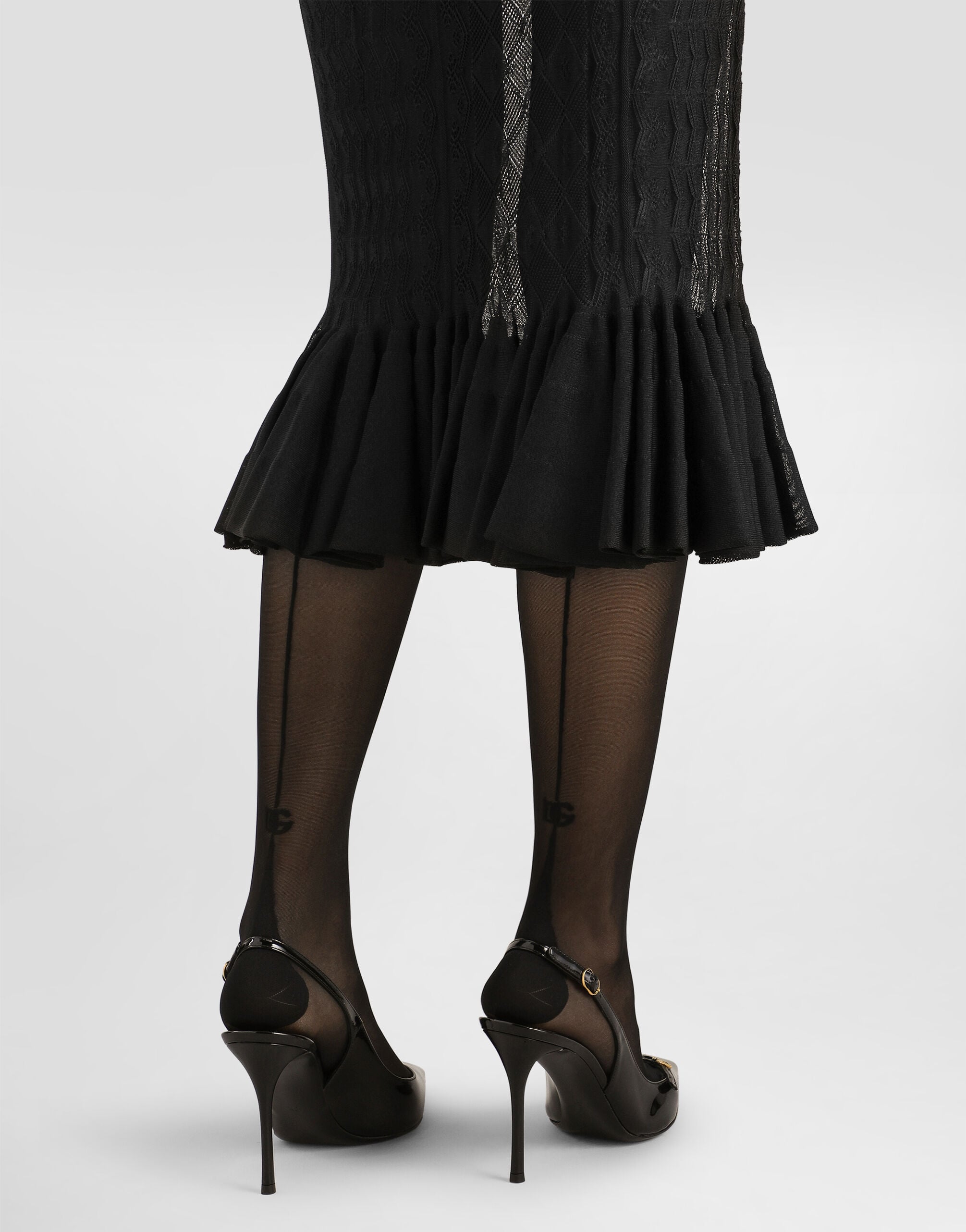 Lace-stitch knit skirt - thumbnail 5