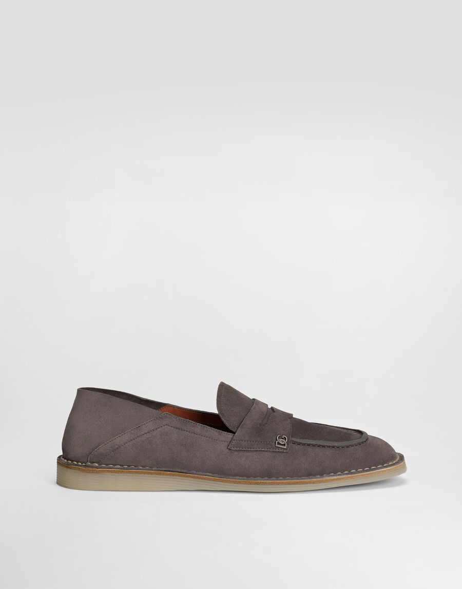 Reversed calfskin slipper