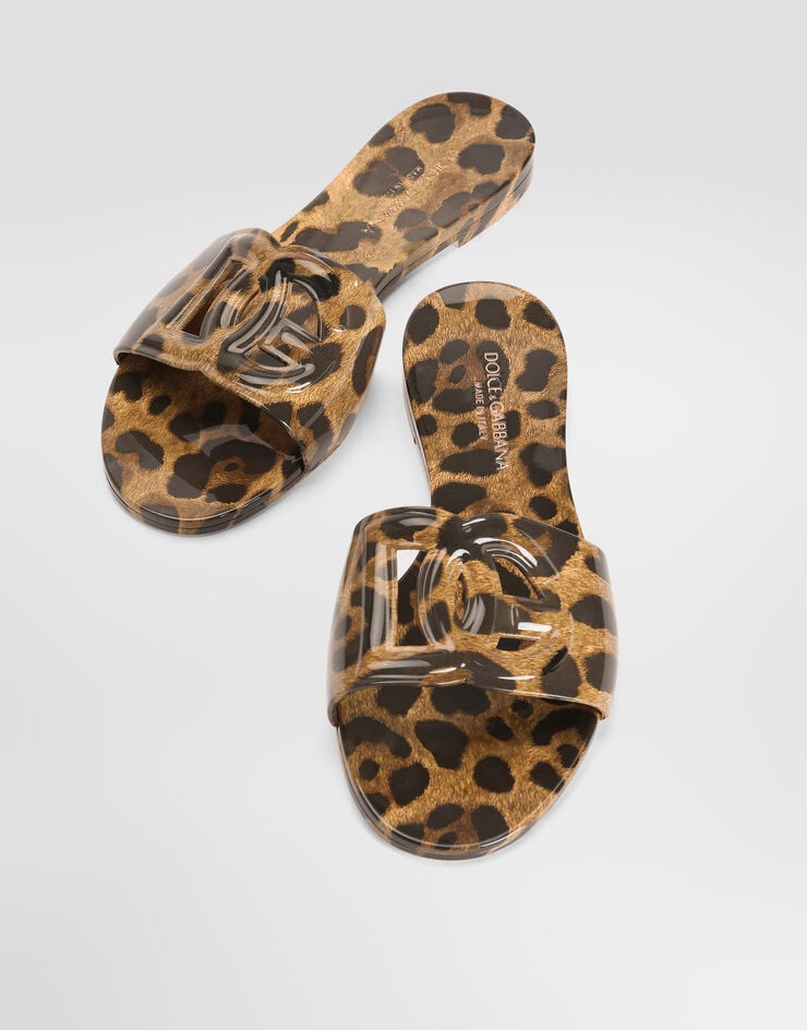 Dolce & Gabbana Leo-print rubber beachwear slides Dolce & Gabbana Leo-print rubber beachwear slides CW2215A0017