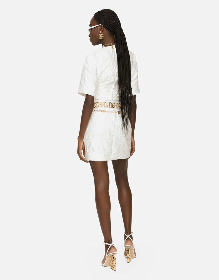 Dolce & Gabbana Kurzes Kleid aus Brokat mit schmalem Gürtel Weiss F6CPKTHJMPA