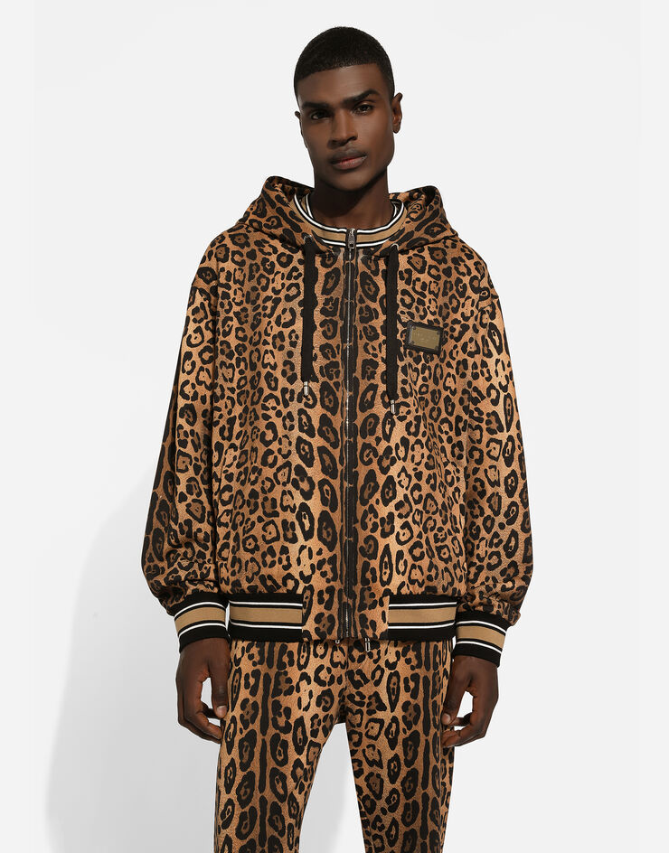 Dolce & Gabbana Sudadera con capucha y crespo estampado leopardo con placa Estampado G9AYATII7B4