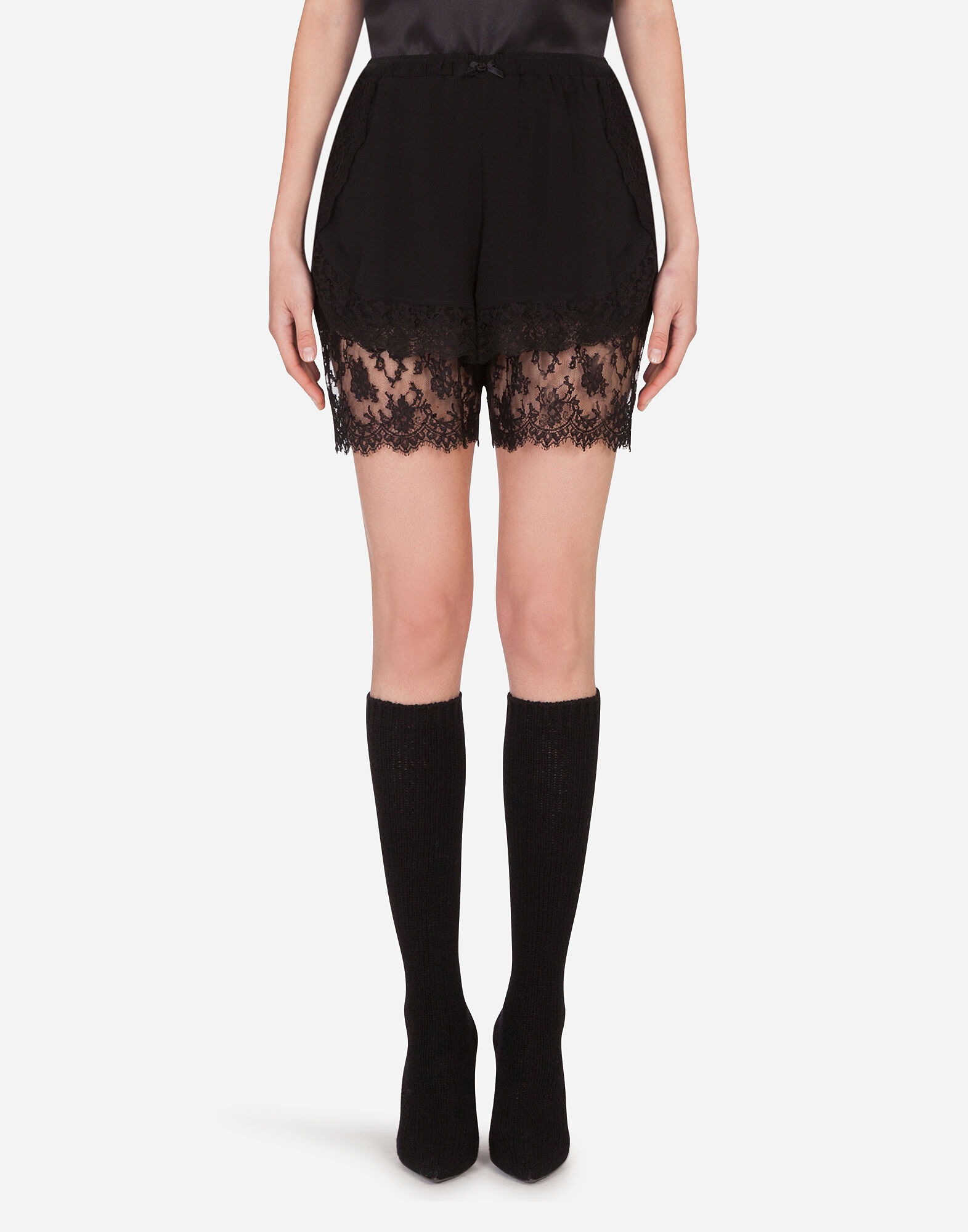 【DOLCE&GABBANA】デニムショートパンツ レースディテール 4f5bd0e19327d3eadd74fb05f51e42
