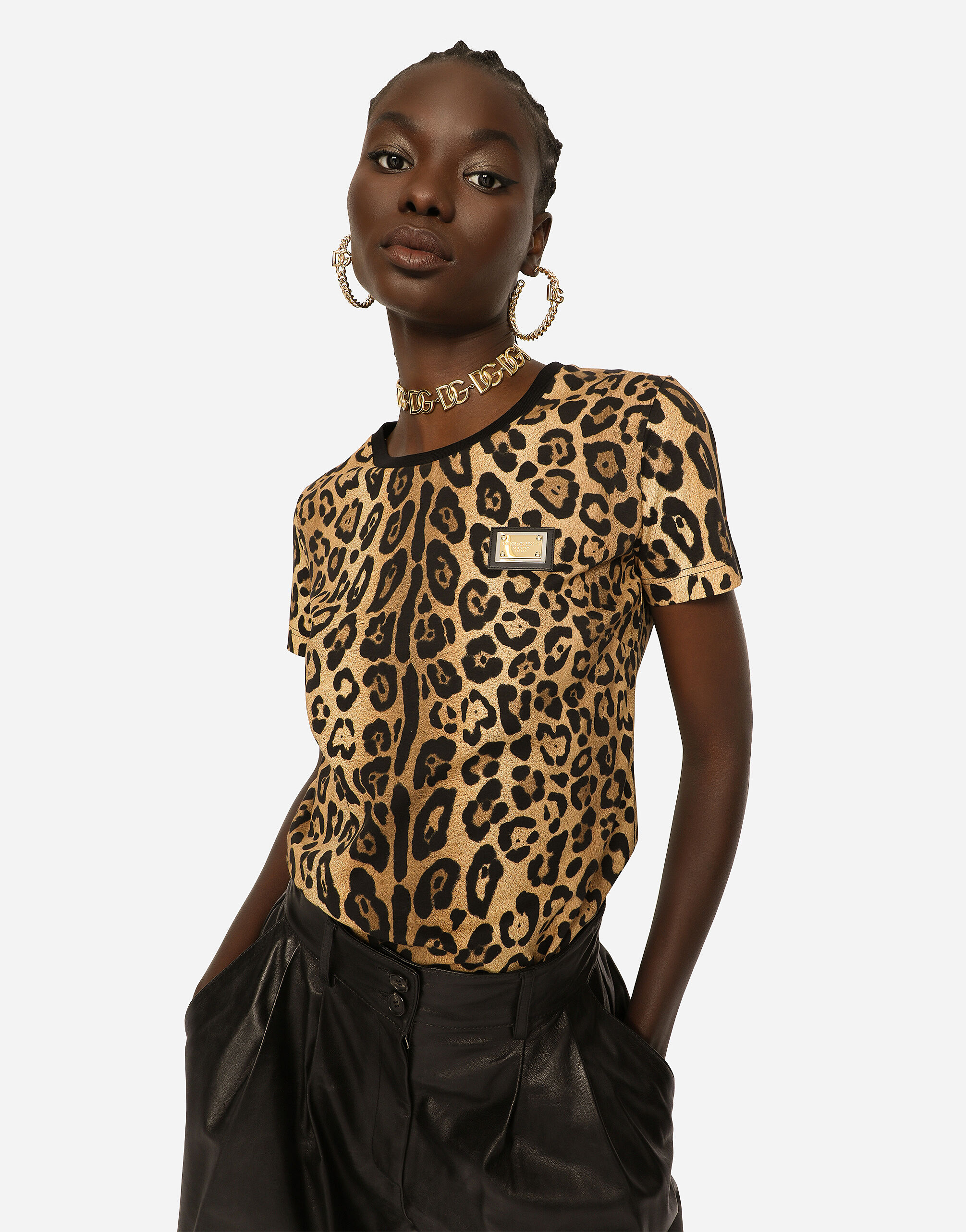 Short sleeved leopard print jersey T shirt in Multicolor for