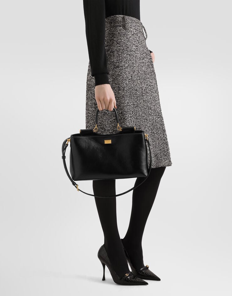 Dolce & Gabbana Medium Vittoria calfskin handbag Dolce & Gabbana Medium Vittoria calfskin handbag Black BB7896AZ000