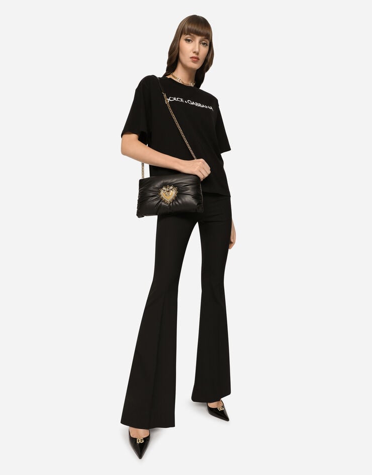 Dolce&Gabbana حقيبة ديفوشن لينة صغيرة من جلد عجل أسود BB7378AK274