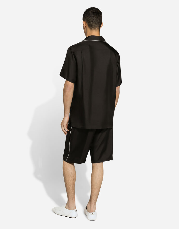 Dolce & Gabbana Hemd aus Seidentwill mit DG-Stickerei Schwarz G5KS3ZFU1S4