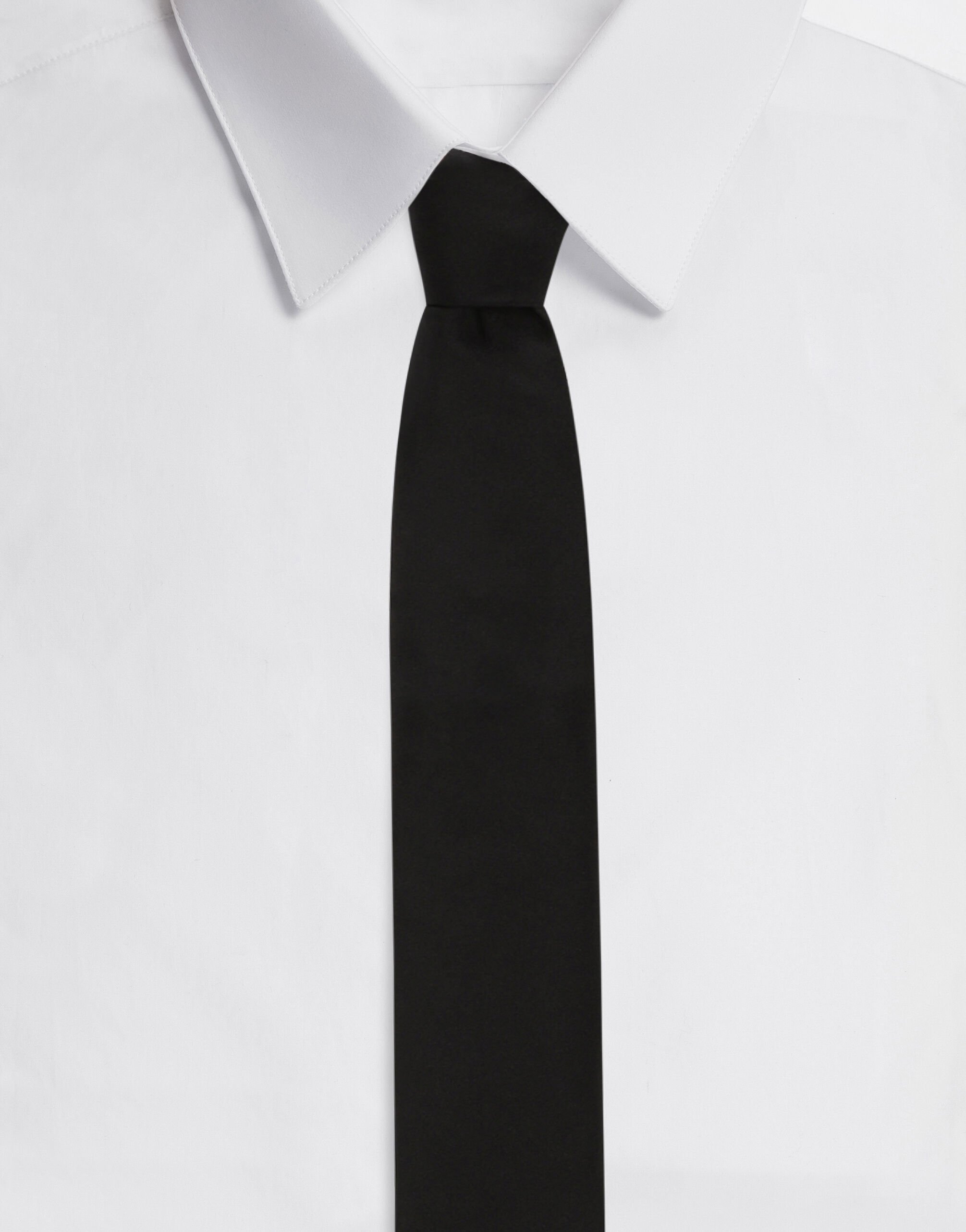Dolce & Gabbana ربطة عنق حريرية بعرض 6 سم وتطريز شعار DG أبيض GT147EG0UBU
