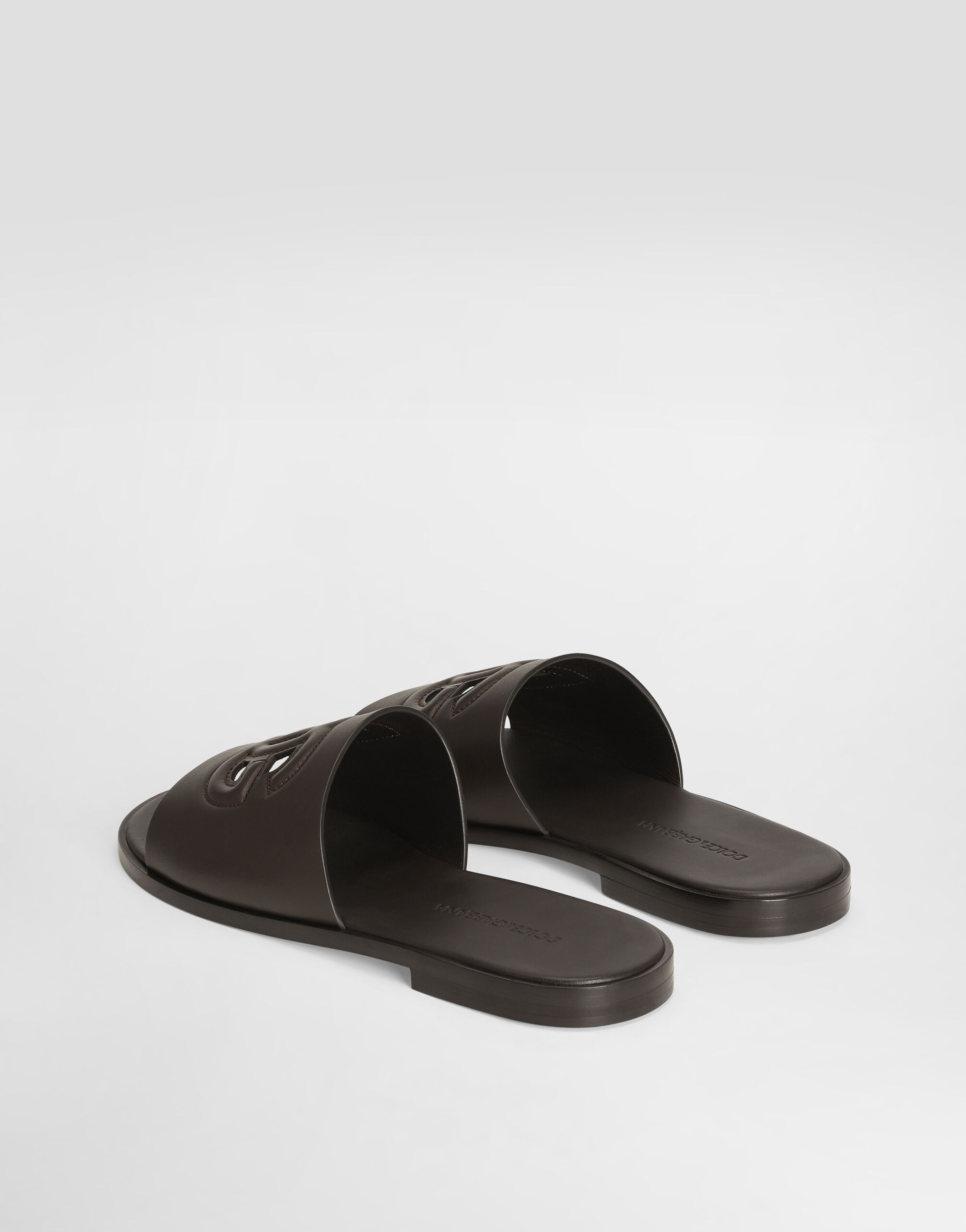 ブラウンのメンズ Calfskin sliders | Dolce&Gabbana®