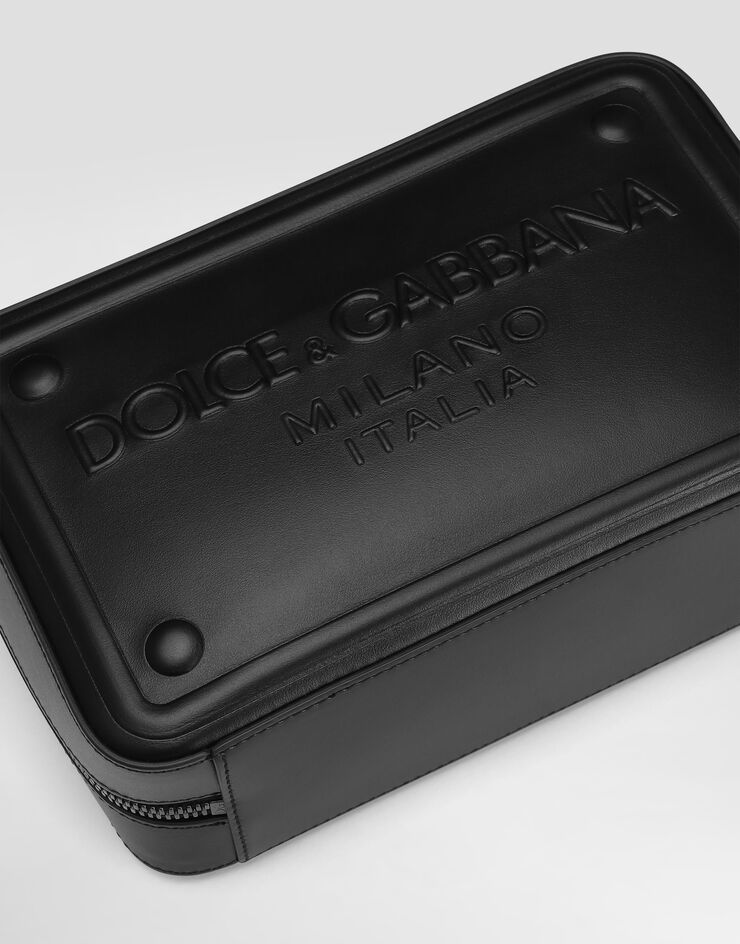 Dolce & Gabbana حقيبة كروس بودي من جلد عجل بشعار بارز أسود BM7329AG218