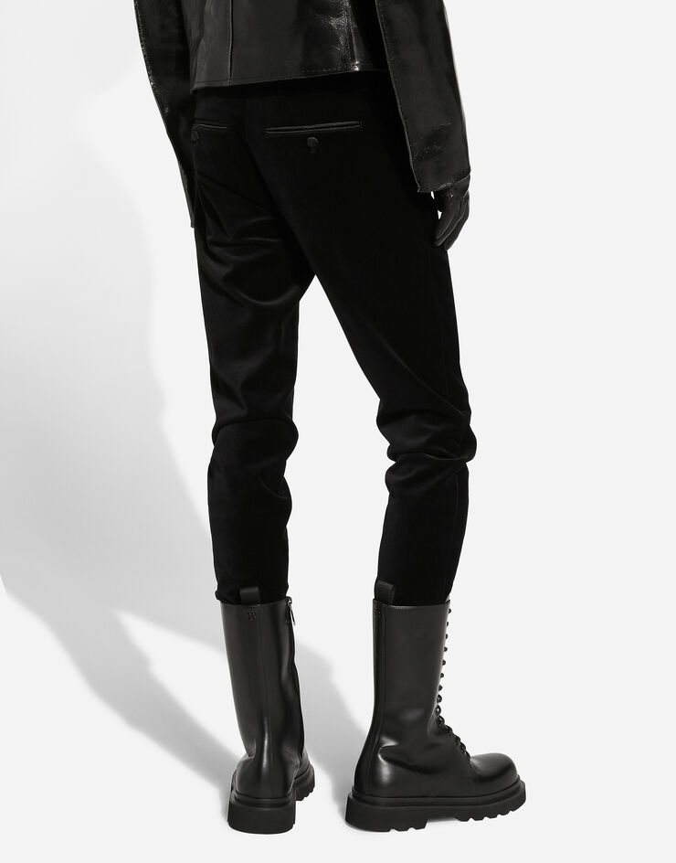 Dolce & Gabbana سروال مخمل كلاسيكي أسود GP0G7TFUWAZ