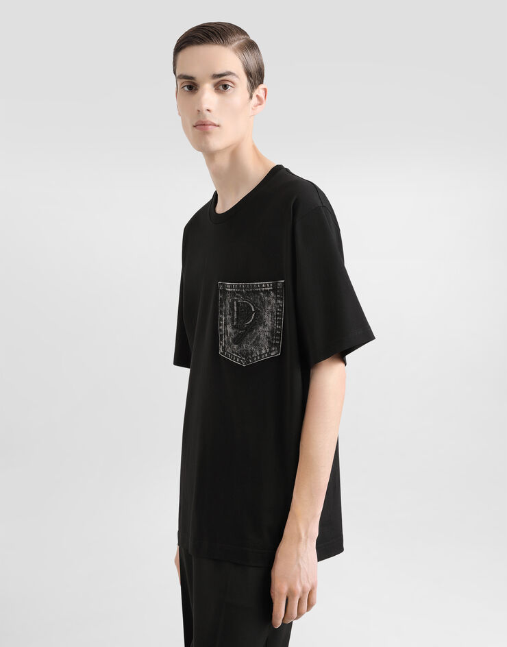 Dolce & Gabbana T-Shirt aus Baumwolle mit Brusttasche und Logostickerei Schwarz G8PN9ZG7O4J