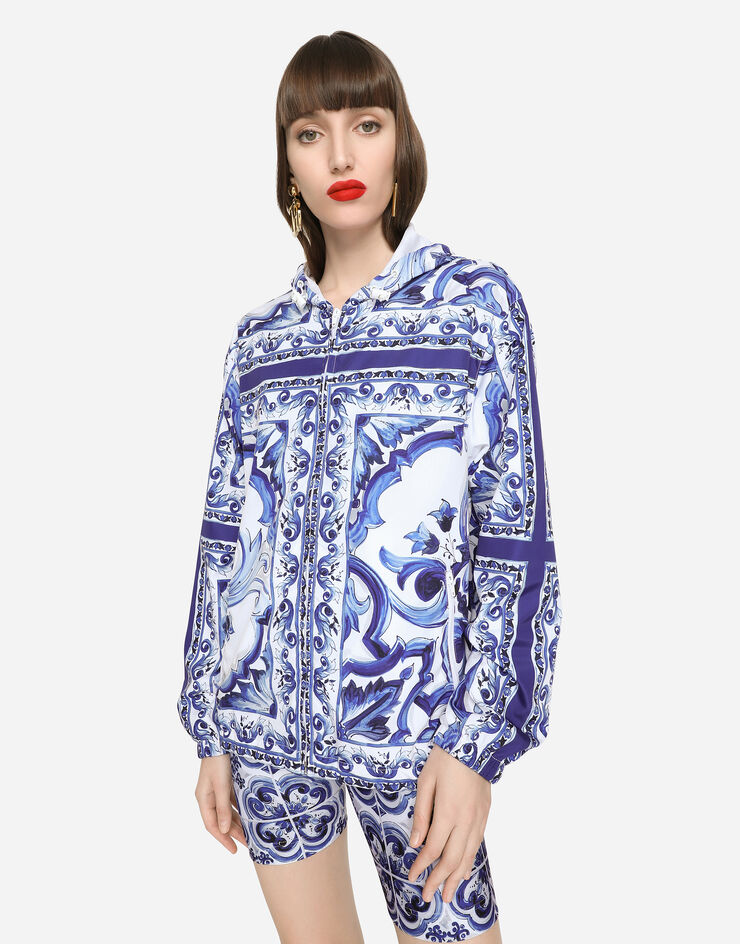 Dolce & Gabbana Windjacke Majolika-Print mit Kapuze Mehrfarbig F9O18TGDAZW