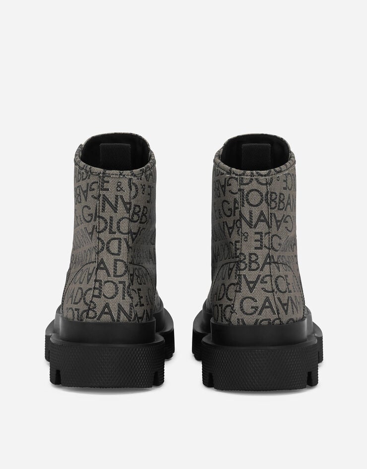 Dolce&Gabbana حذاء بوت برقبة للكاحل من الجاكار المطلي متعدد الألوان A60567AJ699